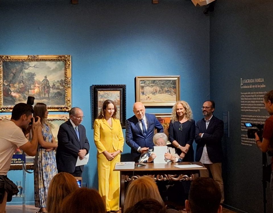 Acto restitución Museo Casa de Colón a los herederos del alcalde Pedro Rico